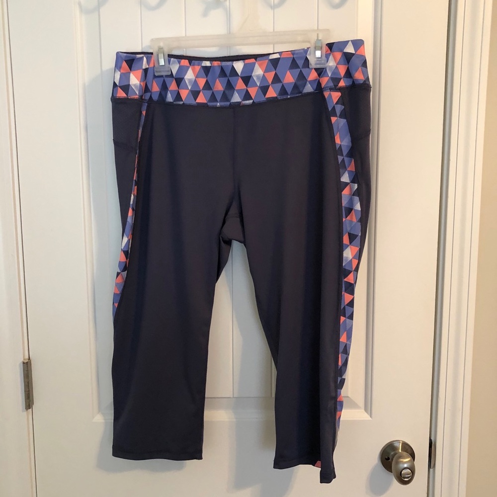 Tek Gear workout leggings
